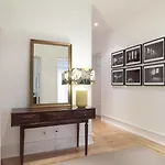 Flattered To Be In Appartement