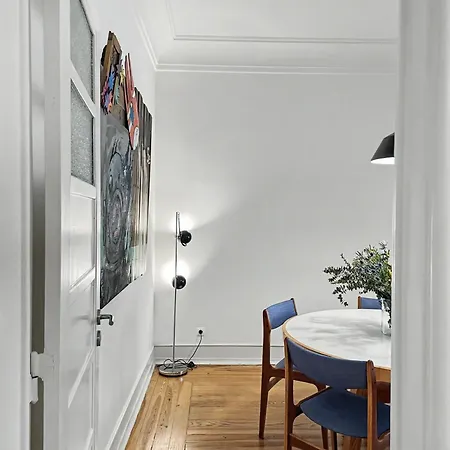 Flattered To Be In Apartmán