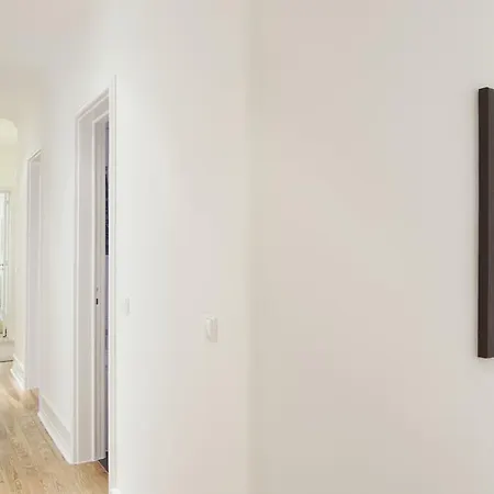 フラッタード トゥ ビー *