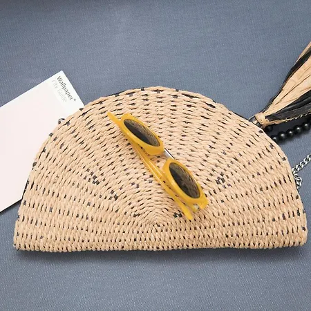 Flattered To Be In Appartement Lissabon