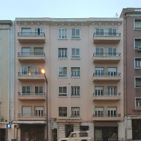 Flattered To Be In Appartement *