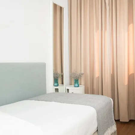 Apartment Flattered To Be In Lisbon